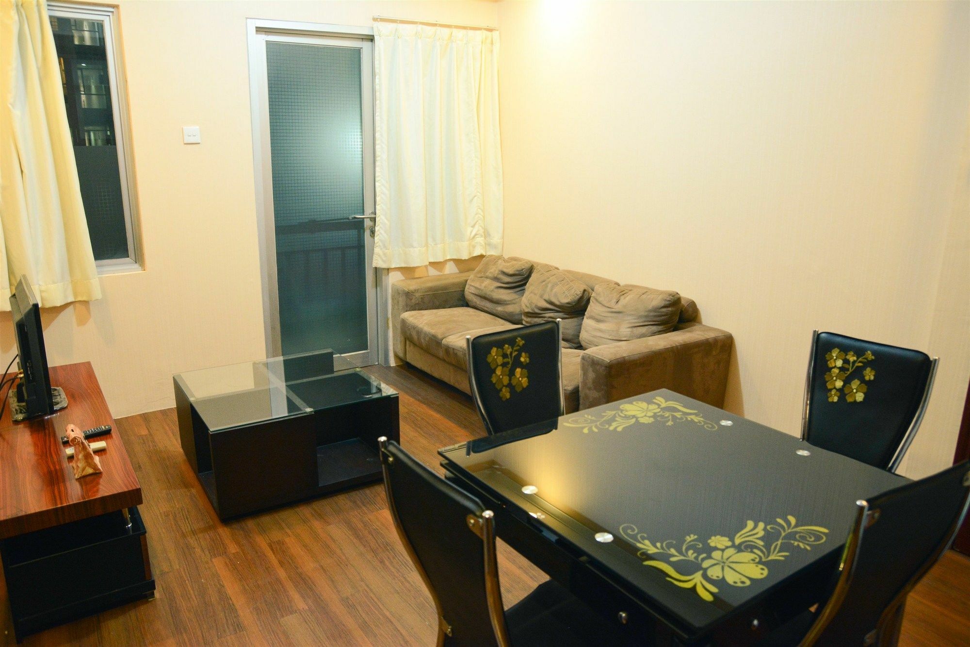 1 Bedroom Sudirman Park By Travelio Apartemen *