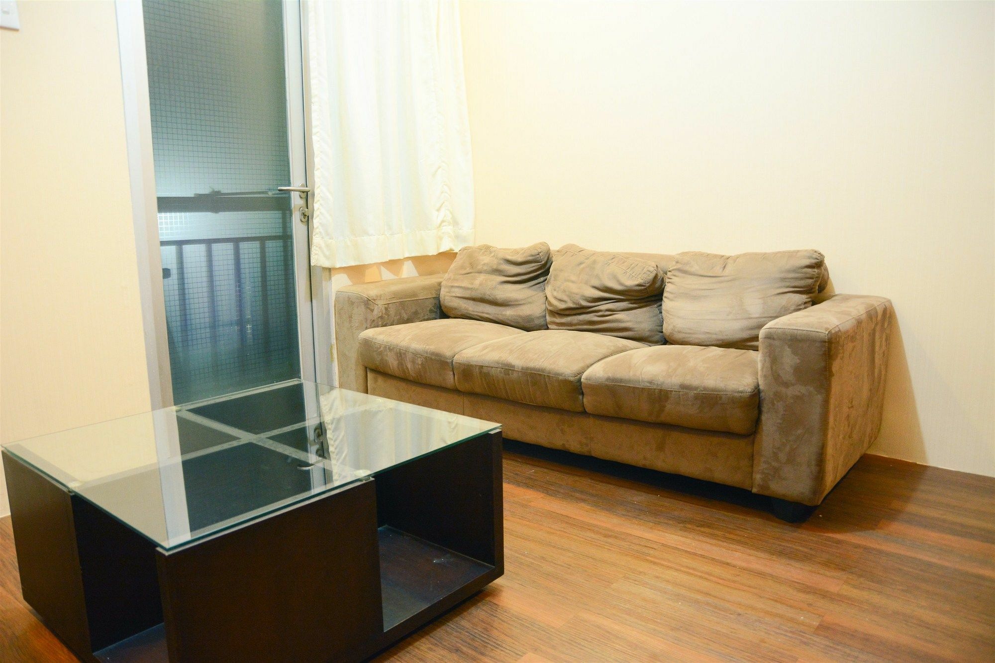 1 Bedroom Sudirman Park By Travelio * Jakarta